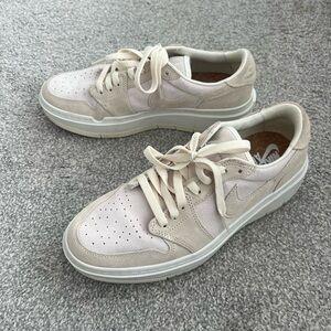 Nike Women’s AIR Jordan Elevate Cream Sneakers